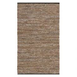 Iona Geometric Accent Rug - Safavieh -Safavieh GUEST 01dd699a a807 4ff2 b1fd d54284ddebff