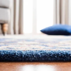 Antiquity AT520 Hand Tufted Area Rug - Safavieh -Safavieh GUEST 0ed0df99 3f36 418a 94ba ca33ada8e27d