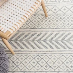 Metro MET353 Hand Tufted Area Rug - Safavieh 12 Metro MET353 Hand Tufted Area Rug - Safavieh -Safavieh GUEST 179b21dc e7c3 440e bc00 784b7746e24a