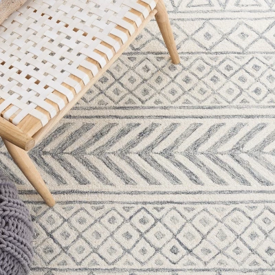 Metro MET353 Hand Tufted Area Rug - Safavieh 7 Metro MET353 Hand Tufted Area Rug - Safavieh - Image 5