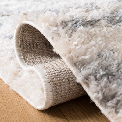 Carmelita Rug Cream/Navy - Safavieh 6 Carmelita Rug Cream/Navy - Safavieh - Image 4