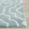 Dianne Geometric Tufted Accent Rug - Safavieh -Safavieh GUEST 29b01c9b b248 4371 b259 56d5ce3f7c0d