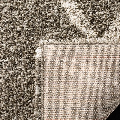 Madeleine Geometric Loomed Rug - Safavieh 5 Madeleine Geometric Loomed Rug - Safavieh - Image 3