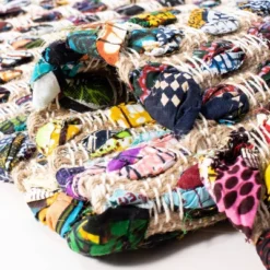 Eileen Stripe Woven Accent Rug - Safavieh -Safavieh GUEST 47dfae17 6a9d 49cd b565 dcd499ed46ae