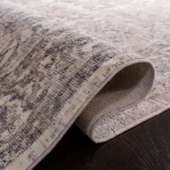 Kristie Floral Loomed Rug - Safavieh -Safavieh GUEST 57bbcffa a02b 46cf beda a36d2706ca98