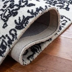 Metro MET993 Hand Tufted Area Rug - Safavieh 10 Metro MET993 Hand Tufted Area Rug - Safavieh -Safavieh GUEST 636d6b82 41cb 4898 9f7f 055ecbc85b1c