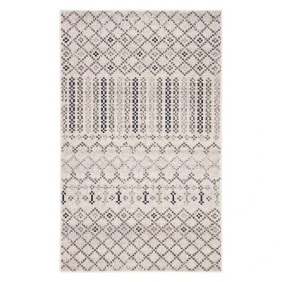 Sharron Geometric Design Area Rug - Safavieh 5 Sharron Geometric Design Area Rug - Safavieh - Image 3