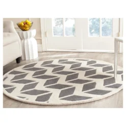 Kenan Solid Tufted Accent Rug - Safavieh -Safavieh GUEST 70499516 a765 4976 8d43 16e5012aea77