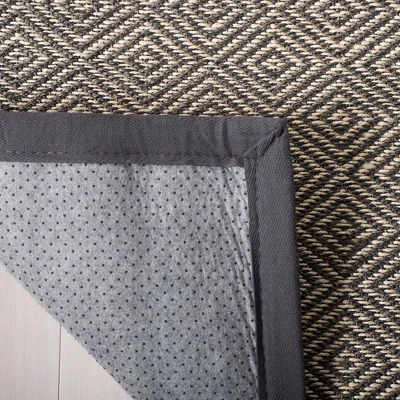 Rosalinda Geometric Accent Rug - Safavieh 4 Rosalinda Geometric Accent Rug - Safavieh - Image 2