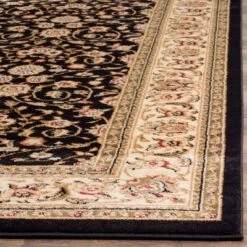 Shanna Floral Accent Rug - Safavieh