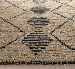 Bohemian BOH703 Hand Loomed Area Rug - Safavieh