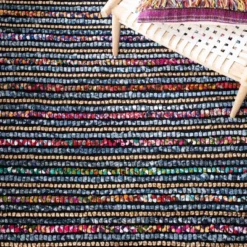 Cara Stripe Area Rug - Safavieh -Safavieh GUEST 8431d683 c3dc 4969 a37c 5c96d3cf5a03