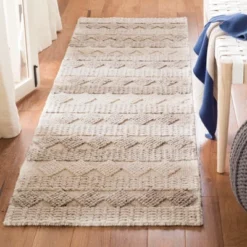 Natura NAT252 Hand Loomed Area Rug - Safavieh