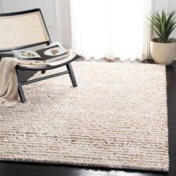 Classic Shag SG640 Hand Woven Area Rug - Safavieh