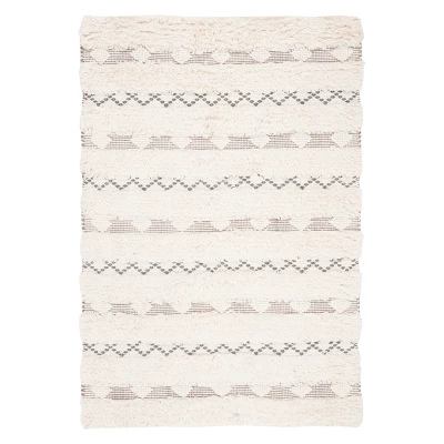 Ashlee Geometric Design Woven Rug - Safavieh 7 Ashlee Geometric Design Woven Rug - Safavieh - Image 5