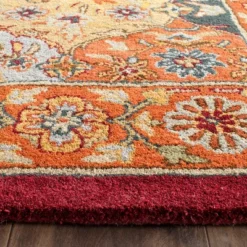 Brisa Floral Tufted Area Rug - Safavieh