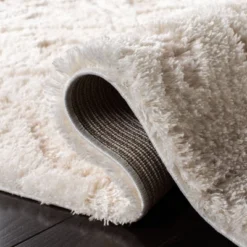 Tisha Shapes Loomed Rug - Safavieh -Safavieh GUEST dac24fc1 126a 4e2d b49a d793a296e31d