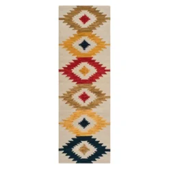 Holden Geometric Design Area Rug - Safavieh -Safavieh GUEST dcf79bcc 8fae 43f6 96df 6be0533c7fa3