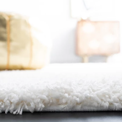 Santa Monica Shag SGN725 Power Loomed Area Rug - Safavieh 5 Santa Monica Shag SGN725 Power Loomed Area Rug - Safavieh - Image 3