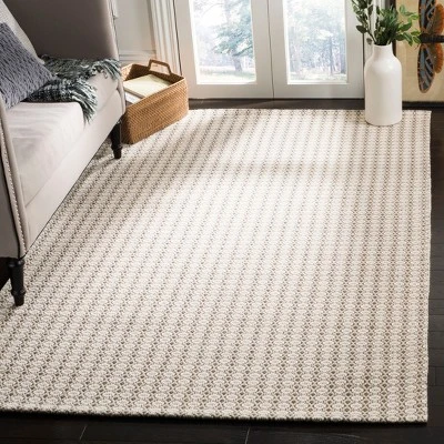 5'x8' Solid Hooked Area Rug Gray/Ivory - Safavieh 4 5'x8' Solid Hooked Area Rug Gray/Ivory - Safavieh - Image 2