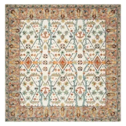 Joan Floral Tufted Accent Rug - Safavieh -Safavieh GUEST fe99ef5f 1e08 4ee0 9a01 df0e837a7392